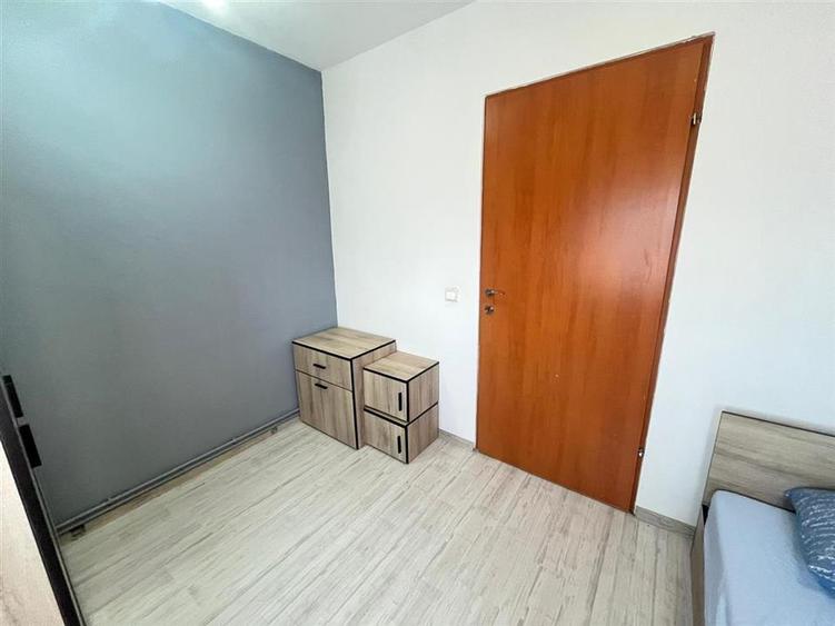 Apartament cu 2 camere nedecomandat în Central