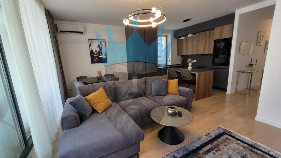 Apartament cu 3 camere semidecomandat, mobilat în Băneasa