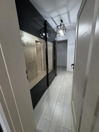 Apartament cu 2 camere semidecomandat, mobilat în Ostroveni