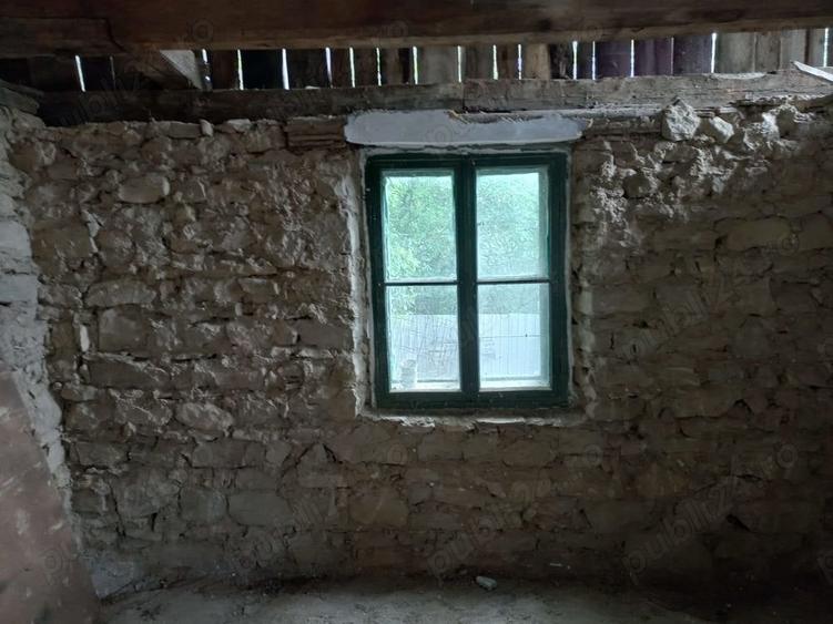 Casă cu 2 camere cu Teren 719 Mp în Potoc