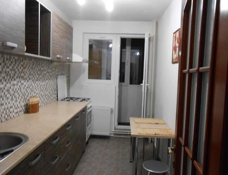 Apartament cu 3 camere decomandat în Camil Ressu