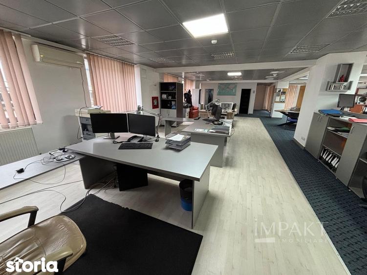 Spațiu comercial, de 500 mp, în Florești