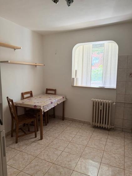 Apartament cu 2 camere decomandat, mobilat în Colentina