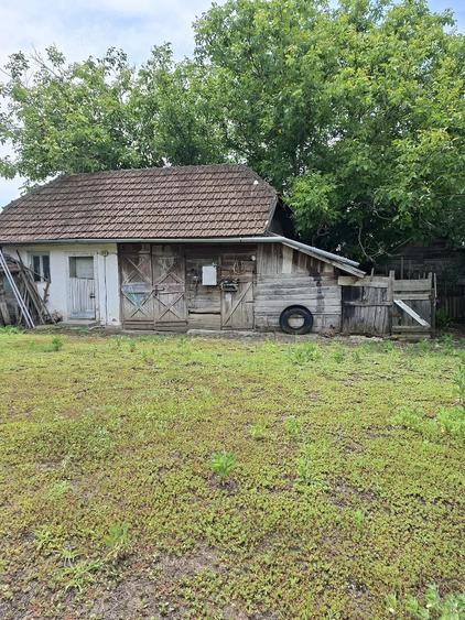 Casă cu 3 camere cu Teren 20 Mp în Dobra