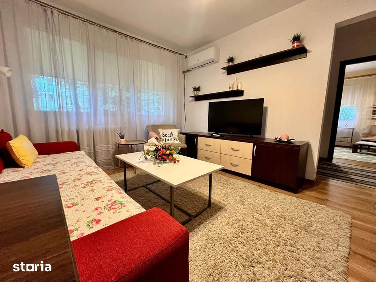 Apartament cu 2 camere semidecomandat în Podu Roș