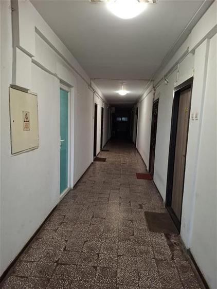Garsonieră semidecomandată în Titan