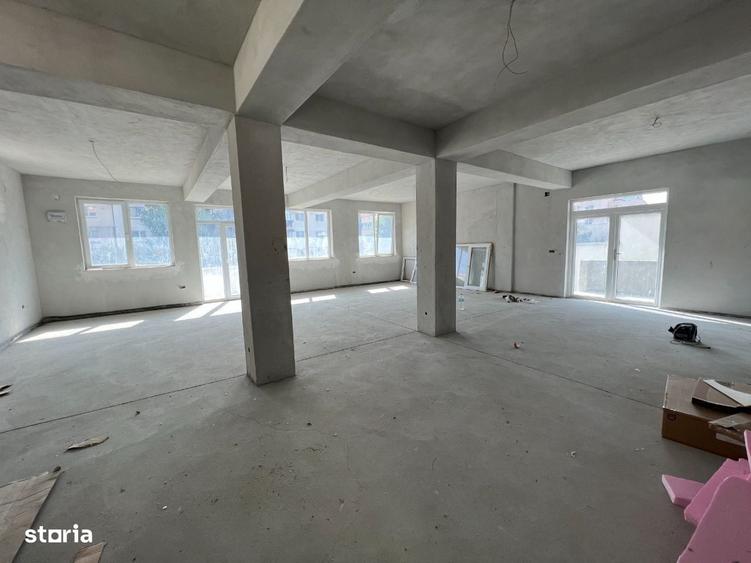 Spațiu comercial, de 125 mp, în Central