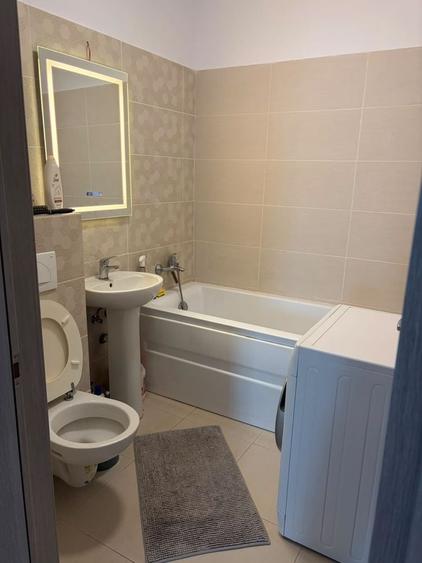 Apartament cu 2 camere decomandat în Fundeni