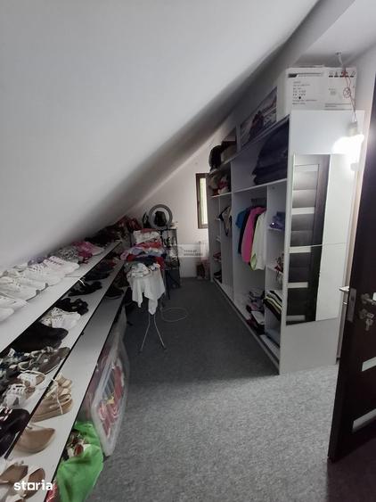 Casă cu 6 camere cu Teren 500 Mp în Milcovul