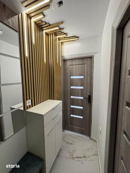 Apartament cu 2 camere, mobilat în Central