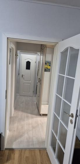 Apartament cu 3 camere decomandat, mobilat în Rahova