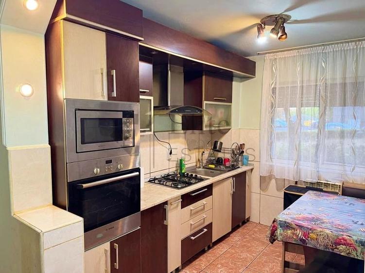Apartament cu 2 camere semidecomandat în Rogerius