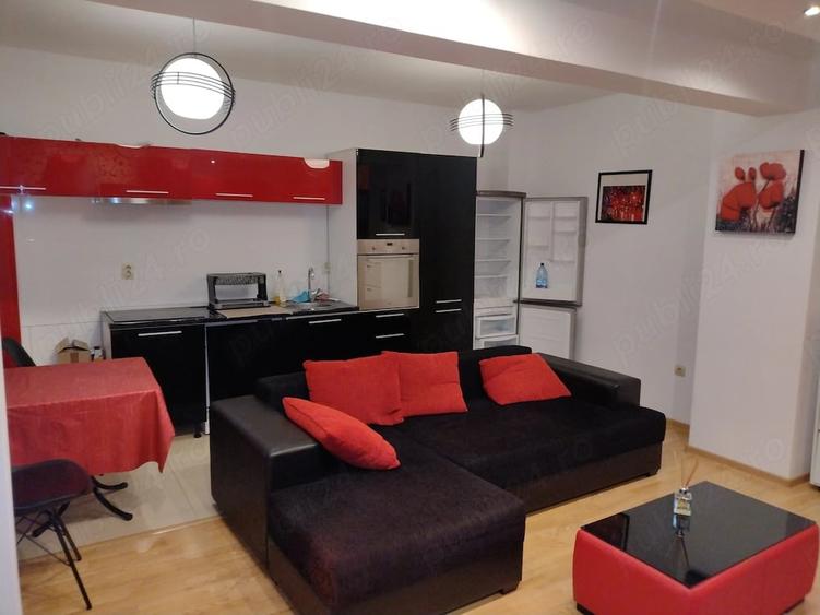 Apartament cu 2 camere decomandat în Exterior Vest