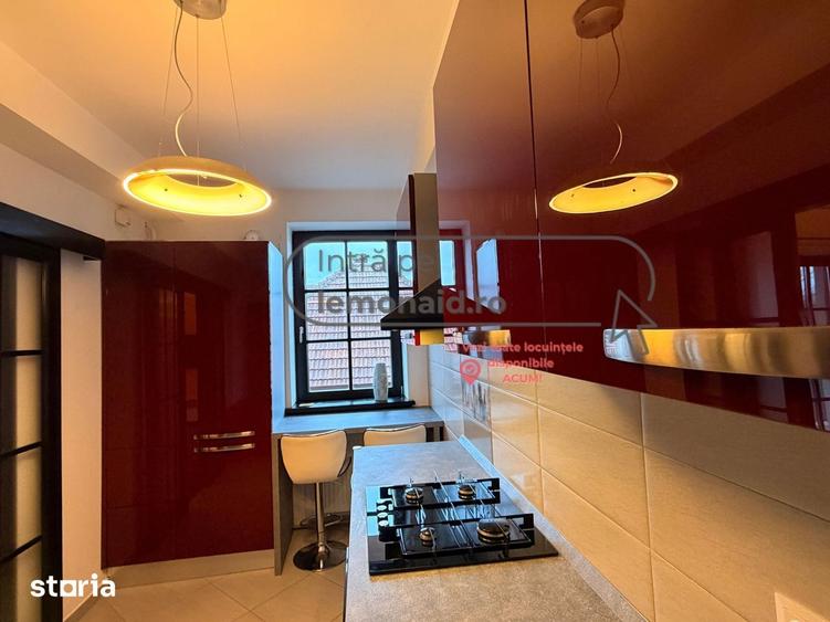 Apartament cu 3 camere, mobilat în Central