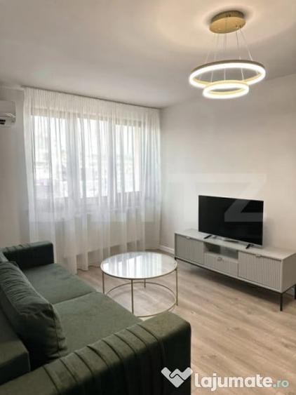 Apartament cu 2 camere semidecomandat în Horea