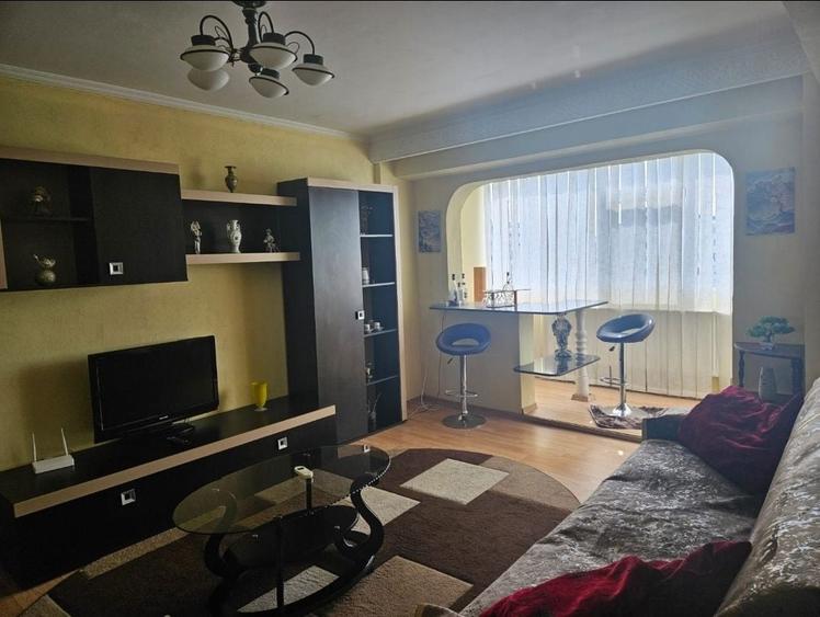 Apartament cu 3 camere decomandat în Ultracentral