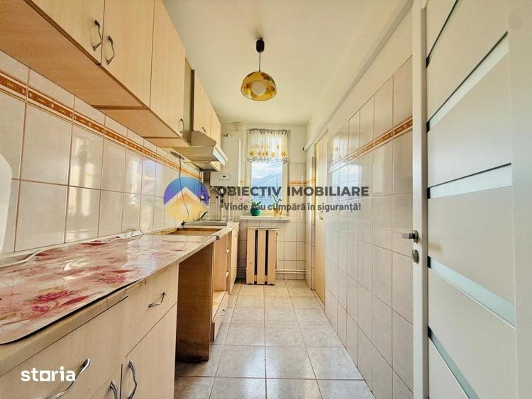 Apartament cu 3 camere decomandat în Vest