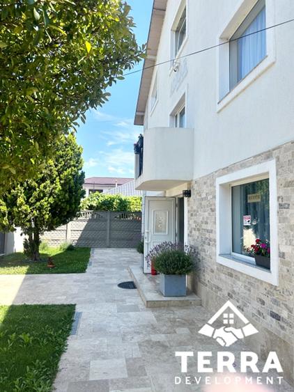 Casă cu 24 camere cu Piscina în Costinești