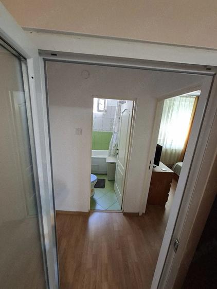 Apartament cu 2 camere decomandat în Drumul Taberei