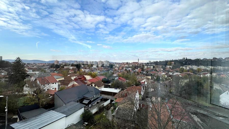 Apartament cu 2 camere decomandat în Pandurilor