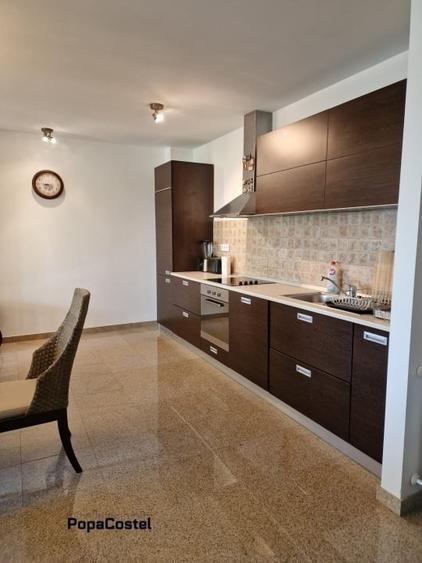 Apartament cu 4 camere decomandat, mobilat în Otopeni