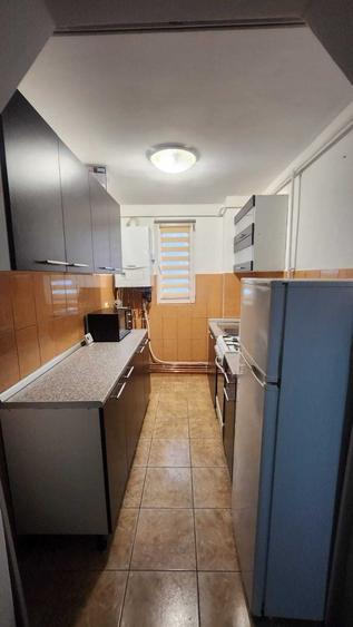 Apartament cu 3 camere în Mărăști