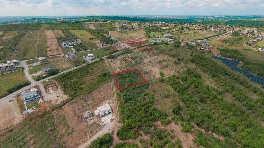 Teren Construcții intravilan de 1163 mp, în Central