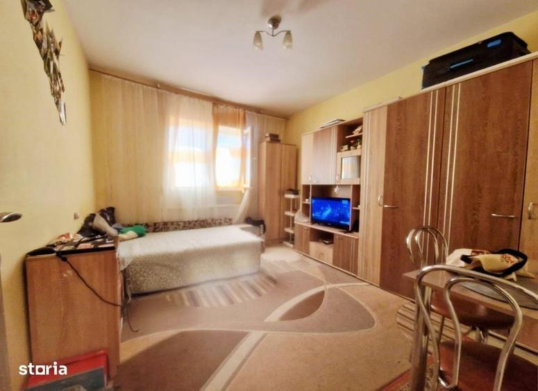 Garsonieră decomandată în Gară