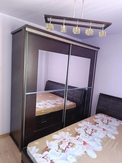 Apartament cu 2 camere decomandat în Calea Moldovei
