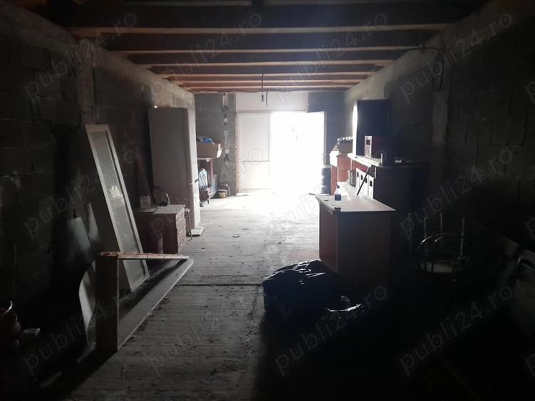 Spațiu comercial, de 21,000 mp, în Central