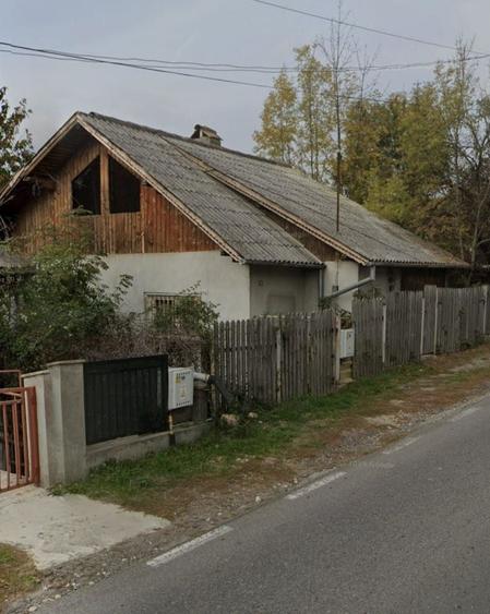 Casă individuală cu 3 camere cu Canalizare în Pietroșița