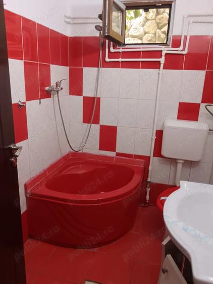 Garsonieră decomandată în Central
