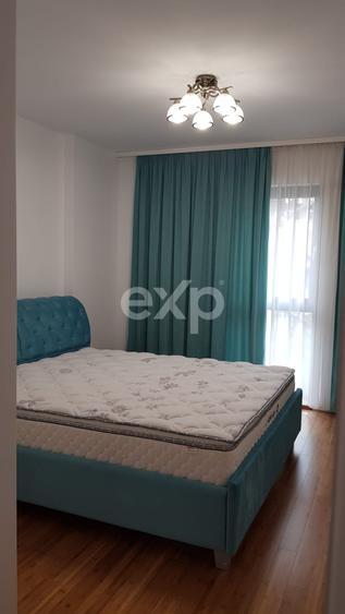 Apartament cu 3 camere decomandat, mobilat în Ultracentral
