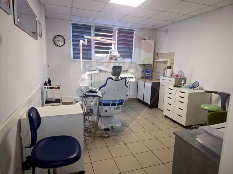 Spațiu comercial, de 45 mp, în Central