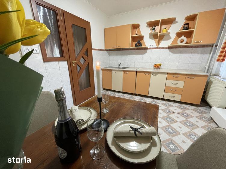 Apartament cu 3 camere, mobilat în Cantacuzino