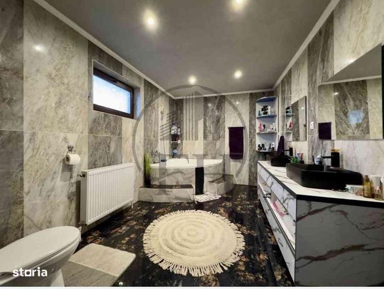 Casă cu 4 camere în Hârșova