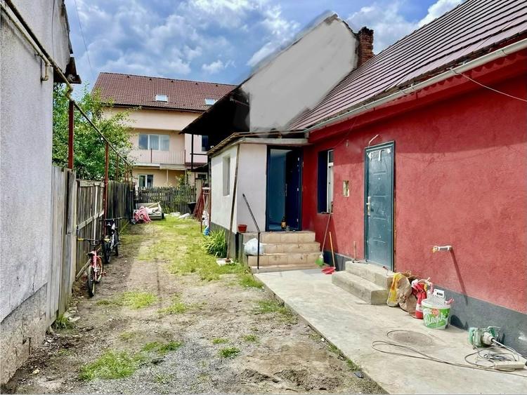 Casă cu 3 camere în Central