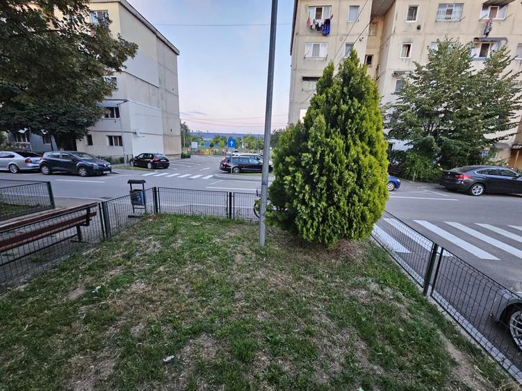 Inchiriez/Vand Garsoniera confort 1 30mp sau o dau cu 17.000e Rovinari - 1