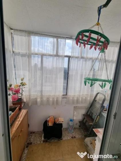 Se vinde apartament de 2 camere in zona Grivi?ei - Pasaj, - 1
