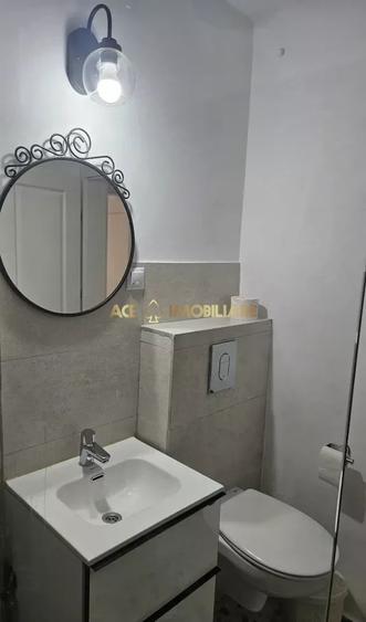 Apartament cu 2 camere decomandat, mobilat în Pajura
