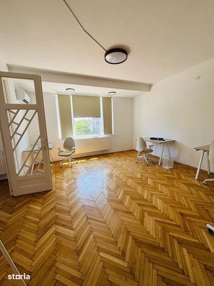 Apartament cu 3 camere în Centrul Istoric