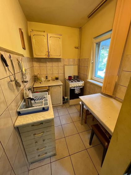 Garsonieră semidecomandată, mobilată în Lipovei