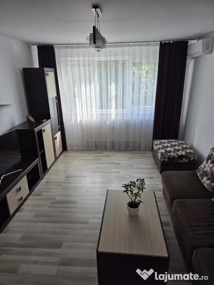 Apartament cu 3 camere decomandat, mobilat în 1 Decembrie 1918