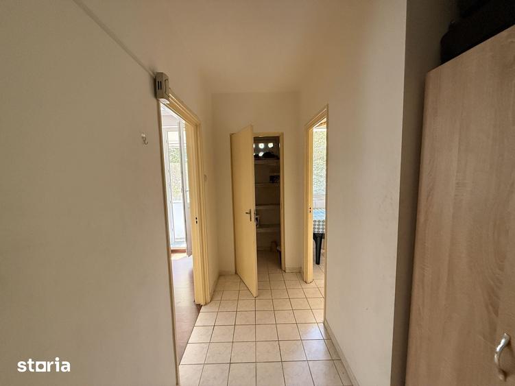 Apartament cu 2 camere semidecomandat în 1 Mai