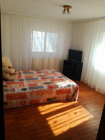 Casă individuală cu 4 camere cu Teren 1000 Mp în Prundu