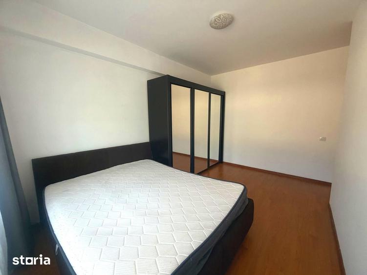 Apartament cu 3 camere în Sisești