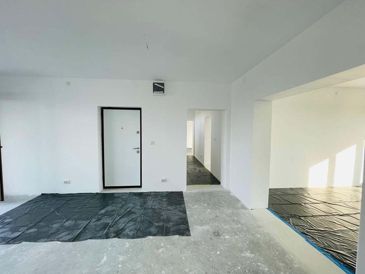 Casă cu 4 camere în Dacia