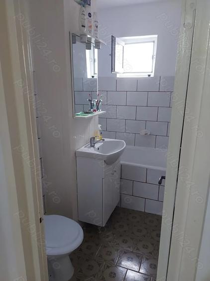 Apartament cu 2 camere decomandat în Micro 5