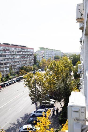 Apartament cu 2 camere decomandat, mobilat în Tineretului