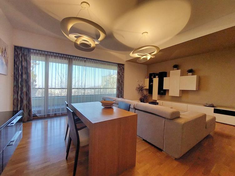 Apartament cu 2 camere decomandat, mobilat în Drumul Poienii